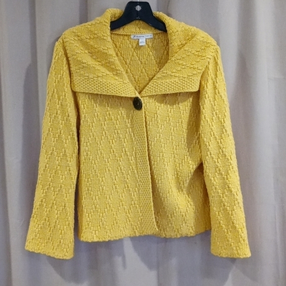 JM collection large petite crochet sweater - Picture 4 of 8